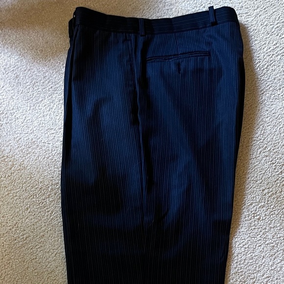 Calvin Klein Full Wool Suit (blazer and pants) - Picture 13 of 16